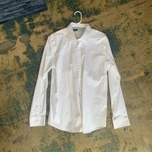 Old Navy Slim Fit Pro Signature Performance Dress Shirt